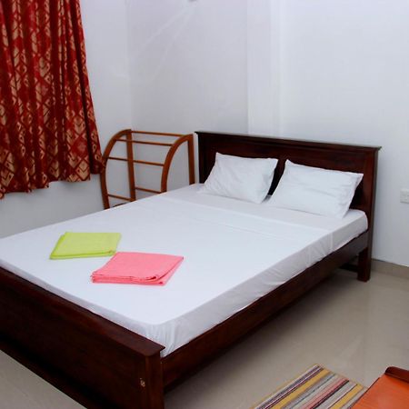 Heaven Star Rest Bed & Breakfast Mirissa Exterior photo
