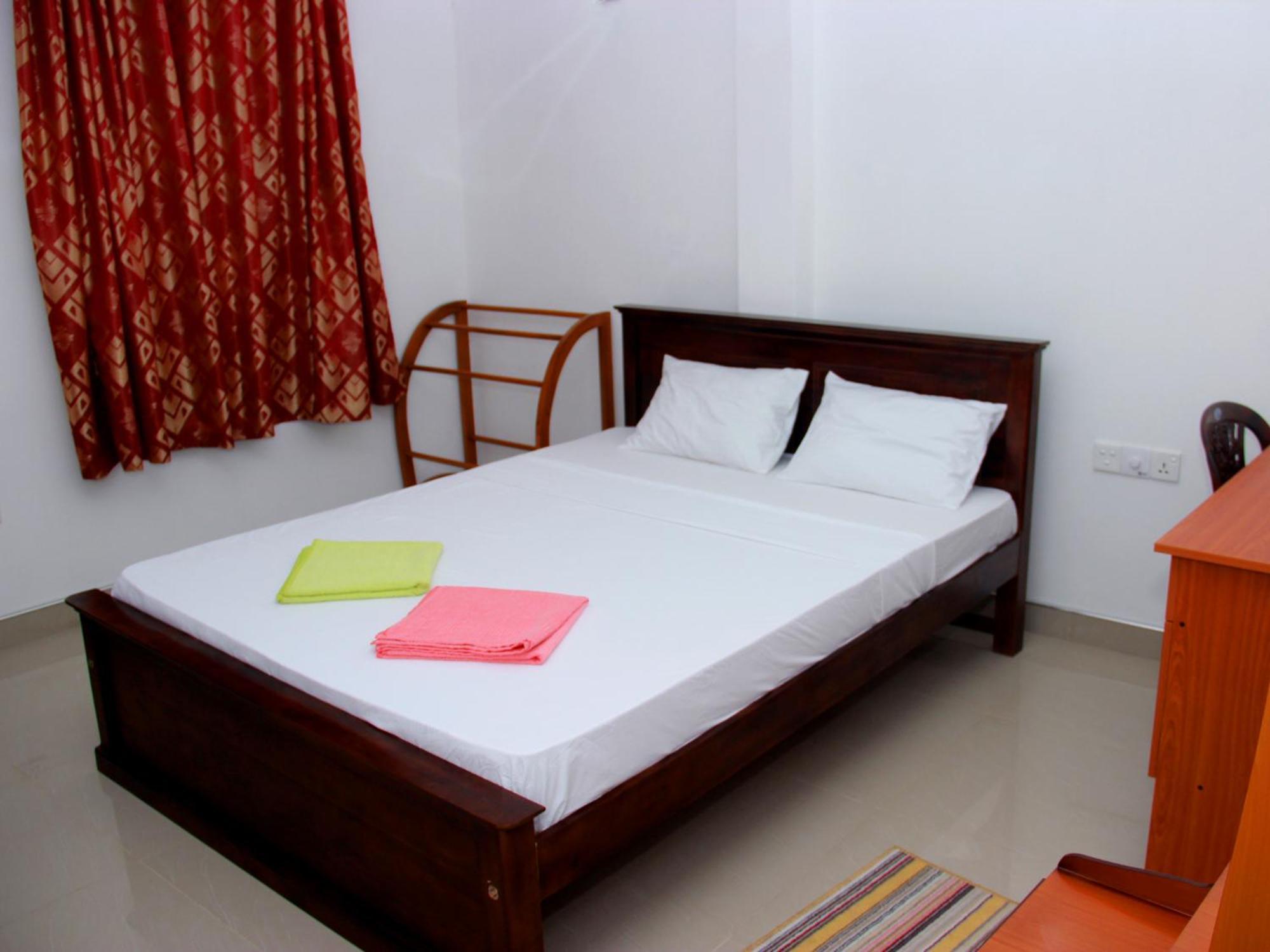 Heaven Star Rest Bed & Breakfast Mirissa Exterior photo